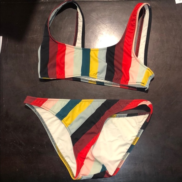 solid & striped bikini - Picture 3 of 5
